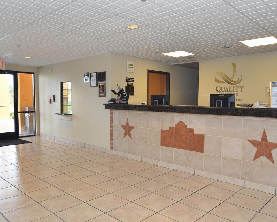 Quality Suites San Antonio Exteriér fotografie