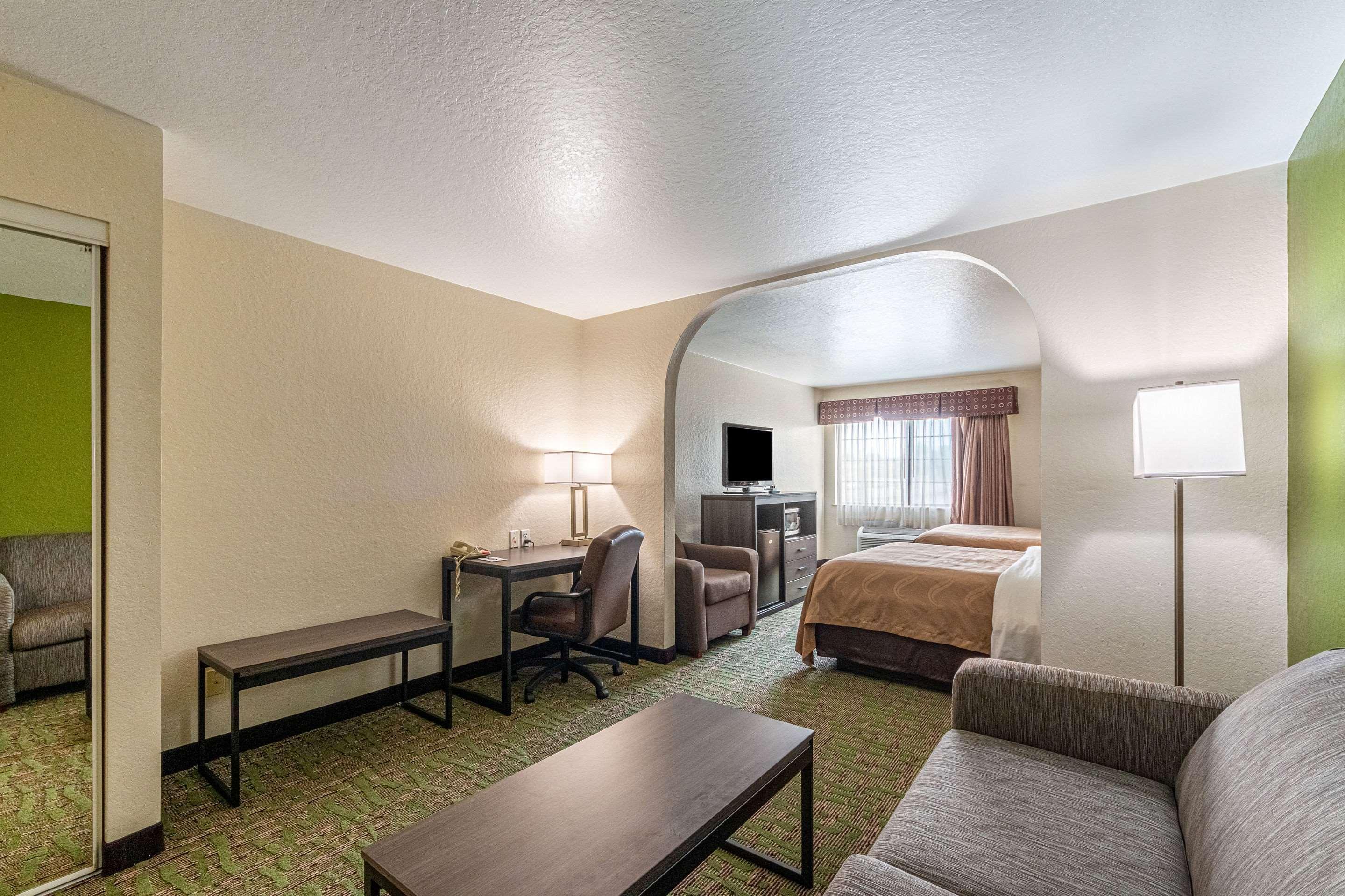 Quality Suites San Antonio Exteriér fotografie