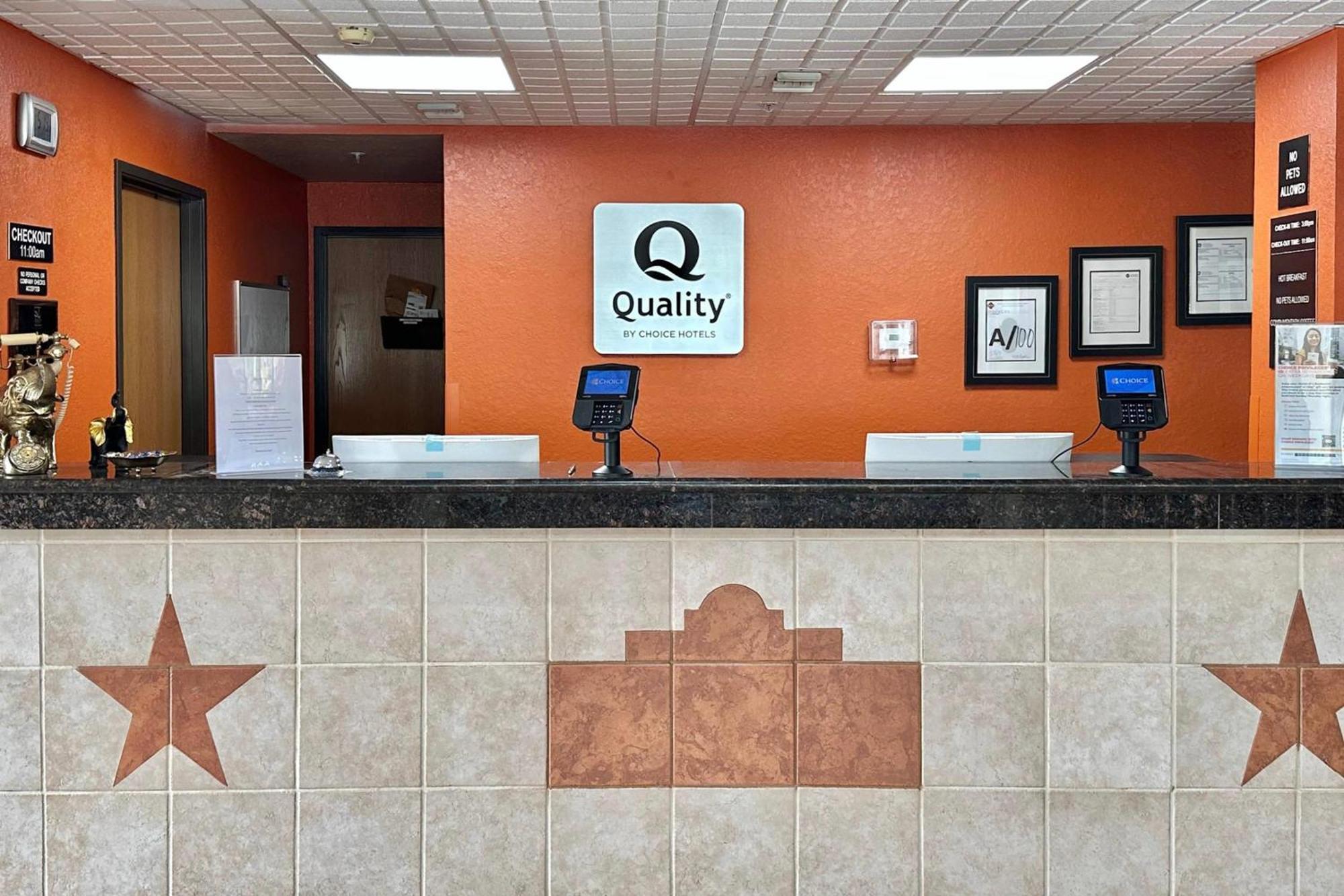 Quality Suites San Antonio Exteriér fotografie